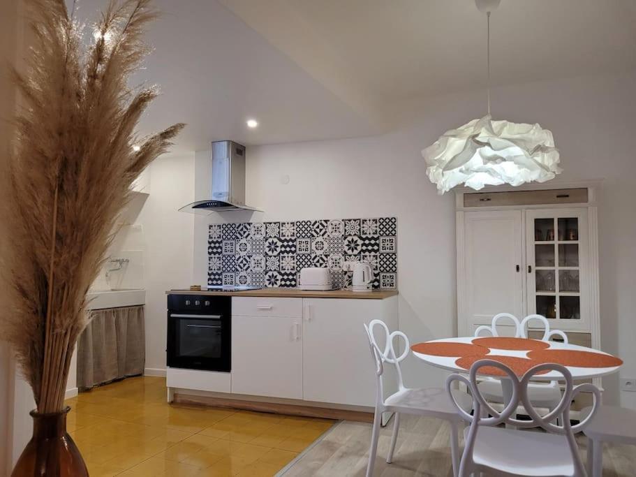 סרט Petite Maison Entre Mer Et Montagne מראה חיצוני תמונה