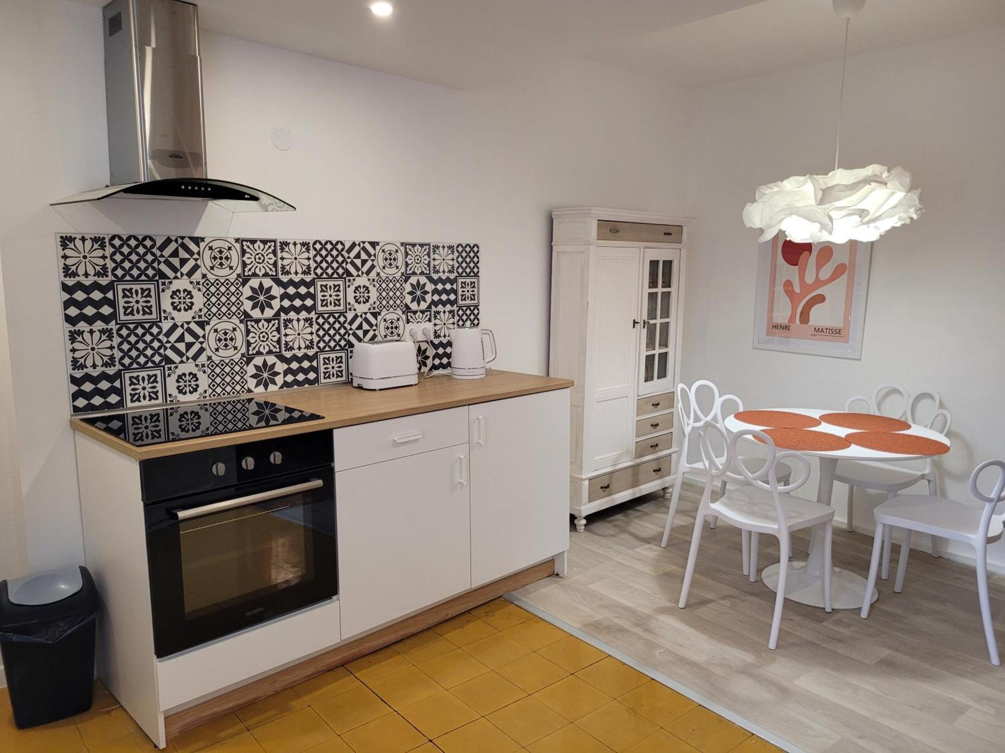 סרט Petite Maison Entre Mer Et Montagne מראה חיצוני תמונה