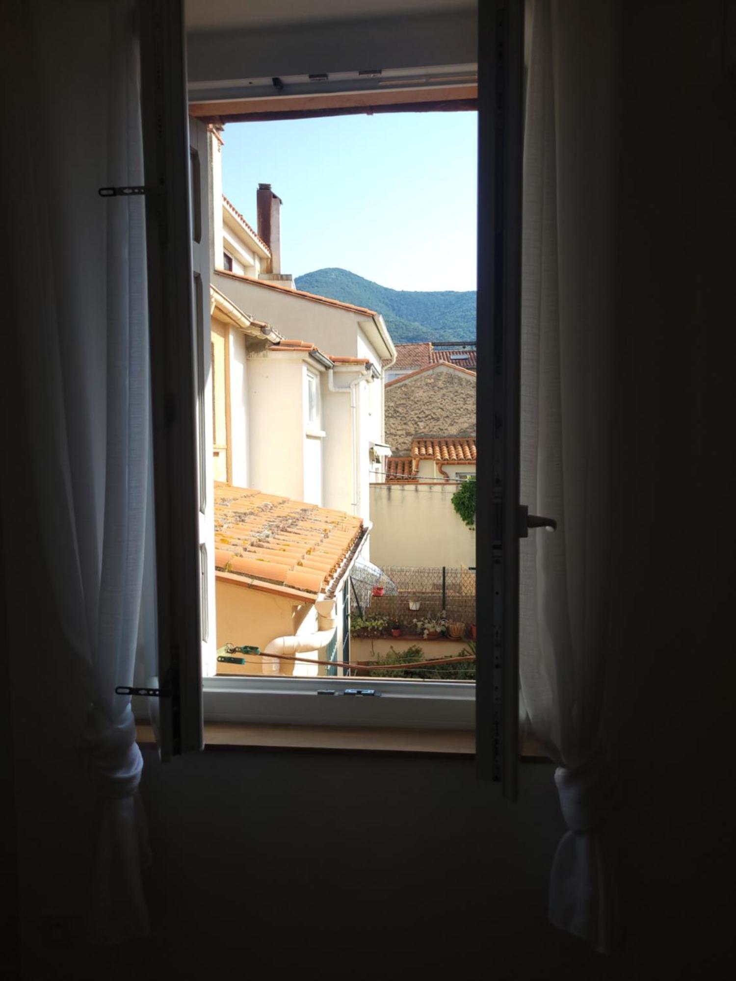 סרט Petite Maison Entre Mer Et Montagne מראה חיצוני תמונה